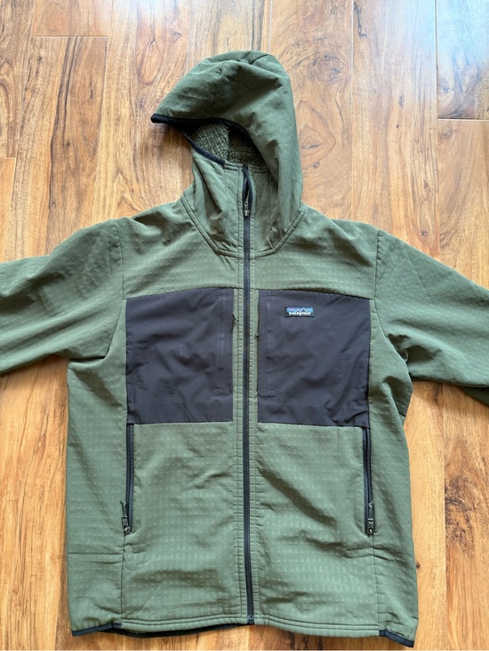 Patagonia Other - Patagonia R2 Techface Hoody Large - Men’s Fleece